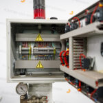 Plastima Used Machinery - Downsteam Plastic Extrusion Periplast Tina de Vácuo TV63-6 Cooling Tank Electronics Electrical Control Cabinet