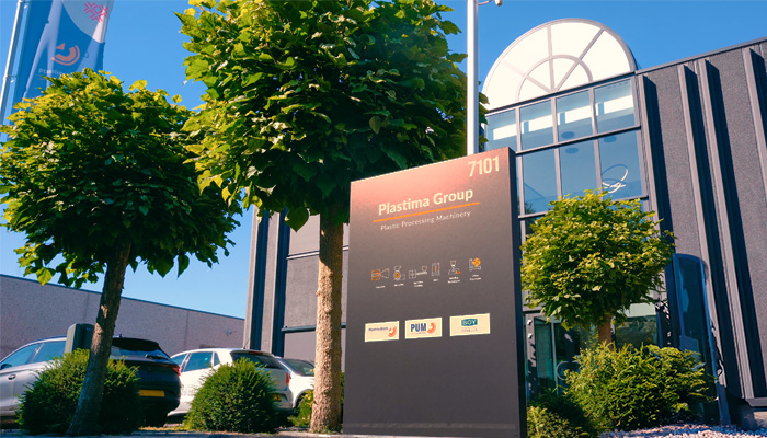 Plastima Used Machinery - Office - Kantoorpand