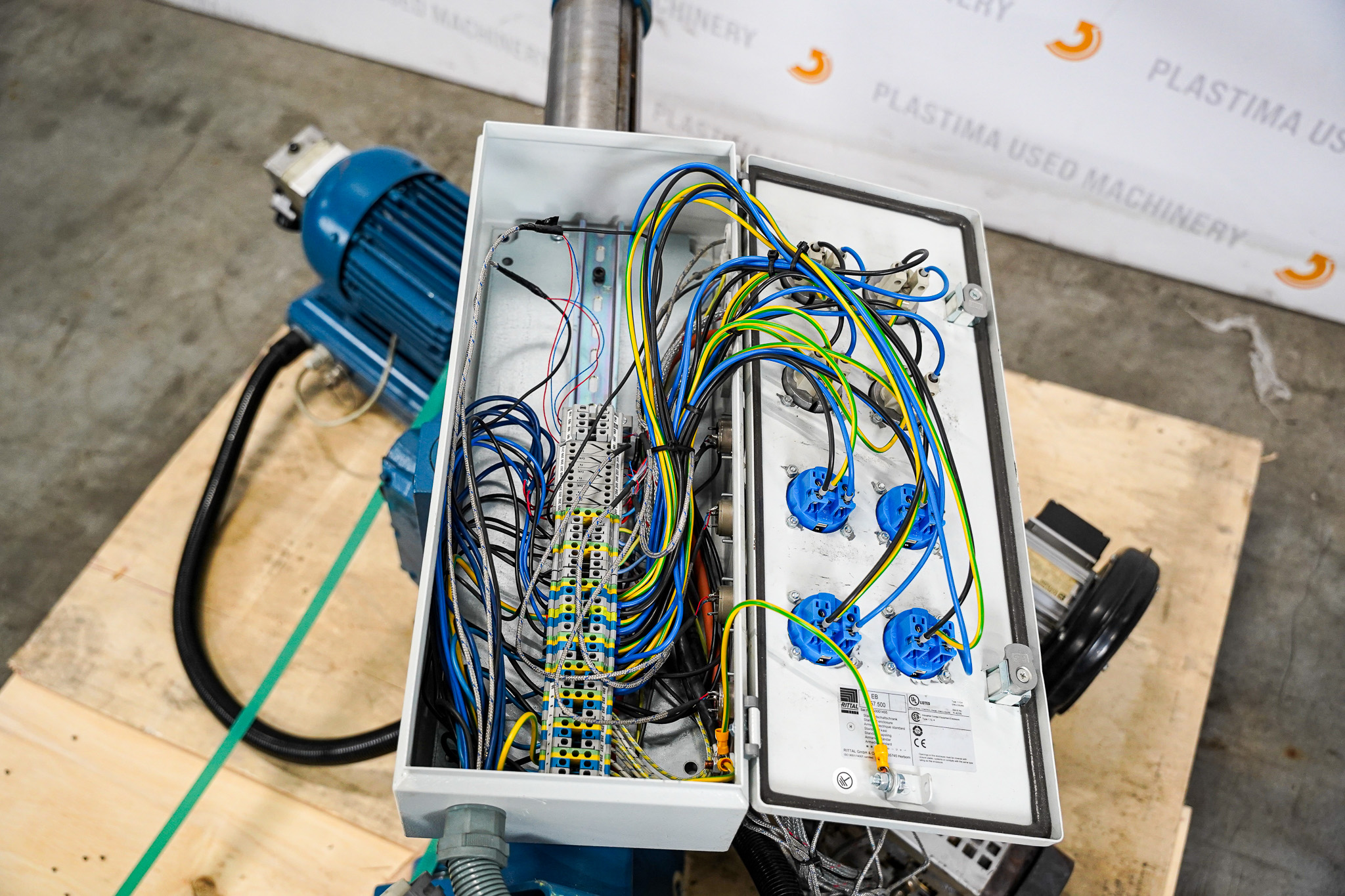 Plastic Extrusion Hans Weber ZE 20 20mm 1999 Plastima Used Machinery Electronics