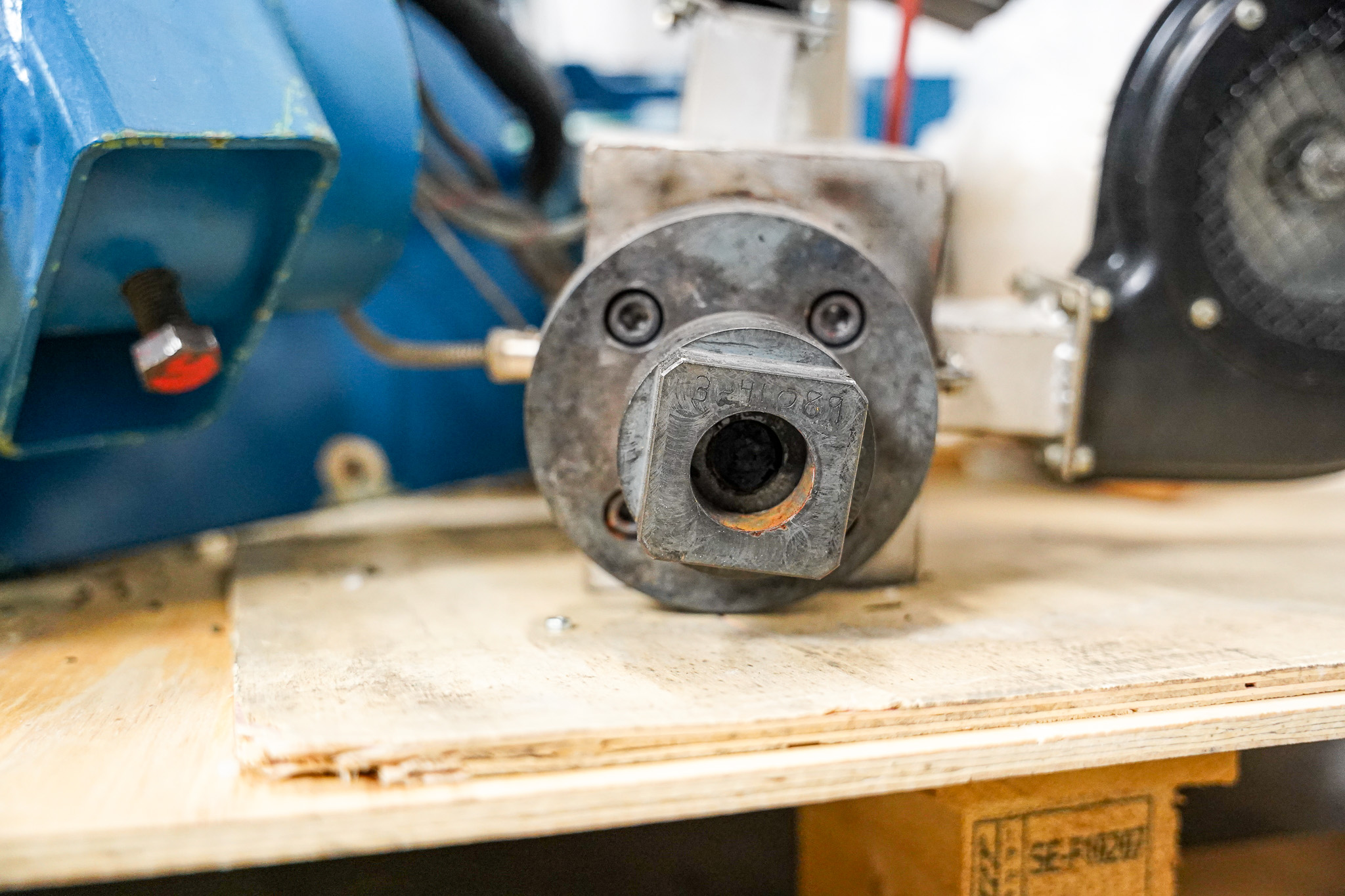 Plastic Extrusion Hans Weber ZE 20 20mm 1999 Plastima Used Machinery Extrusion Head