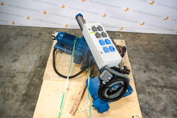 Plastic Extrusion Hans Weber ZE 20 20mm 1999 Plastima Used Machinery Front