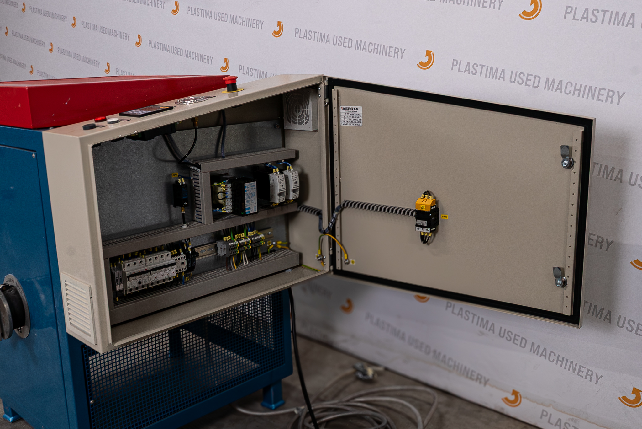 Plastic Peripheral Versta Nordson PPS JCP Mini 2424 Vacuüm oven Plastima Used Machinery 13